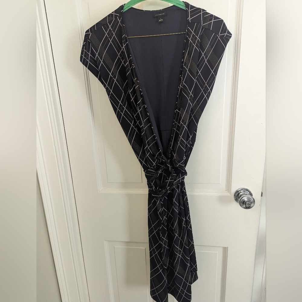 Ann Taylor sz8 Wrapped Dress NightSky Stripped